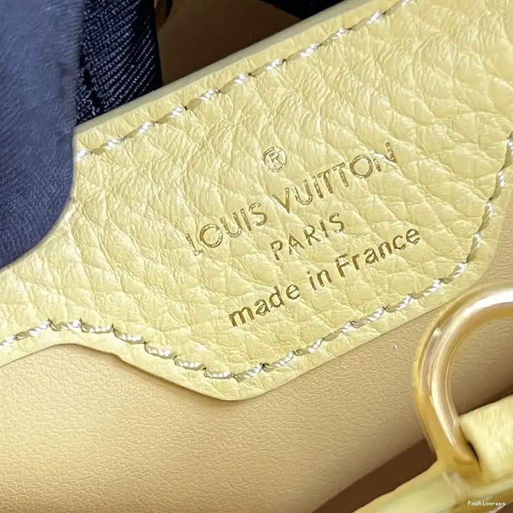 Fashionrepsfam ru 2206YA0006 LV Bag 0527